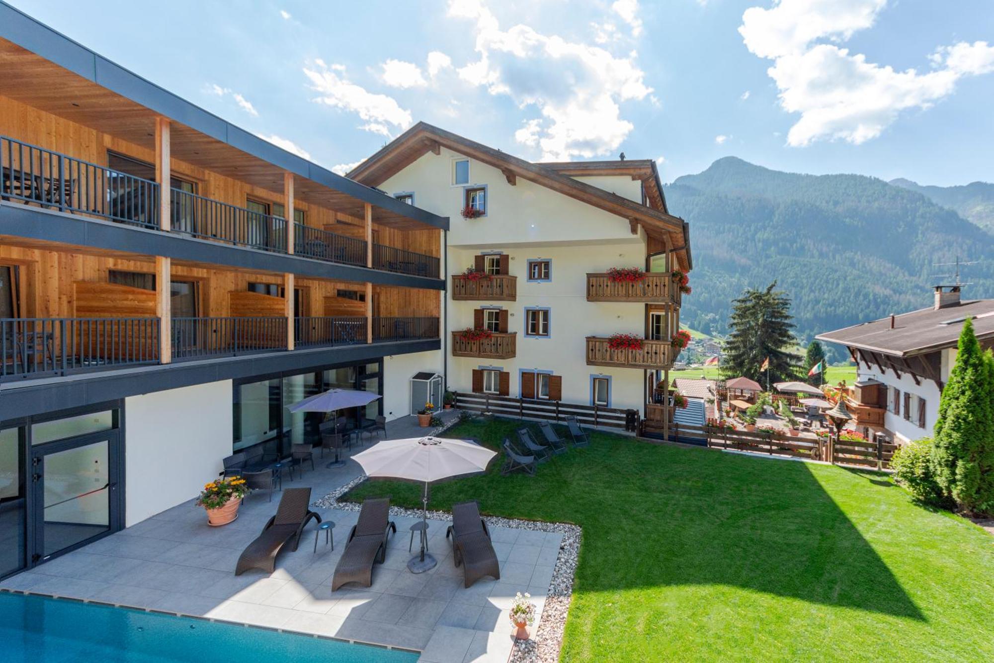 Monza Dolomites Hotel Моена Екстериор снимка