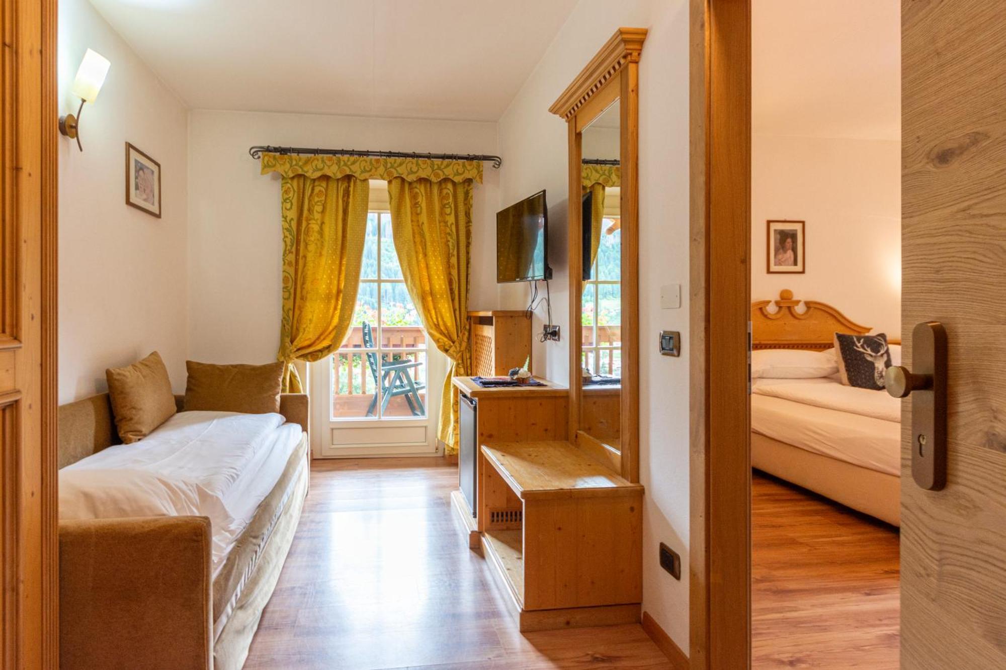Monza Dolomites Hotel Моена Екстериор снимка