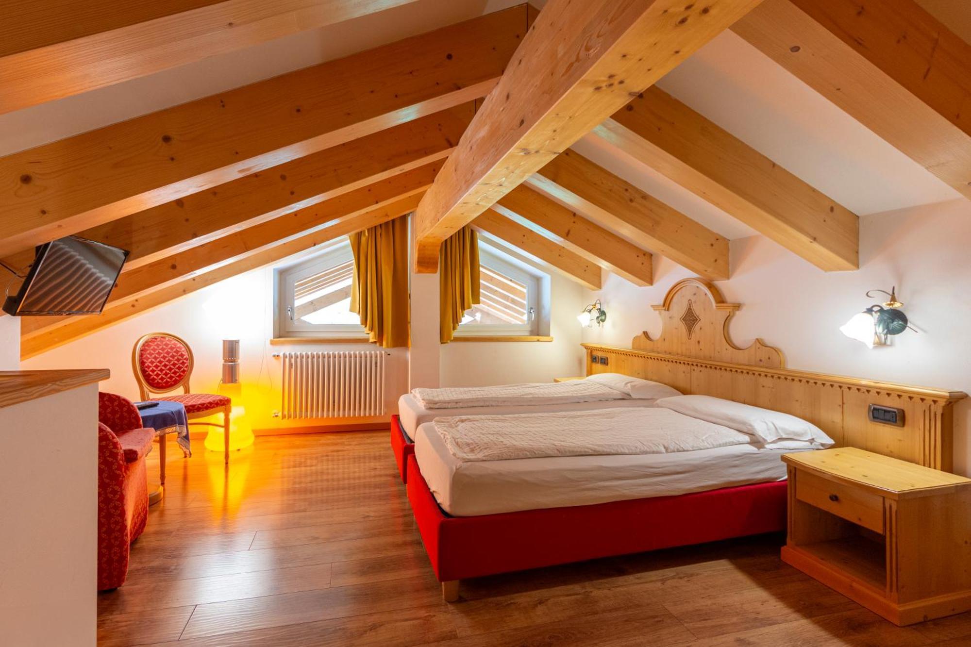 Monza Dolomites Hotel Моена Екстериор снимка