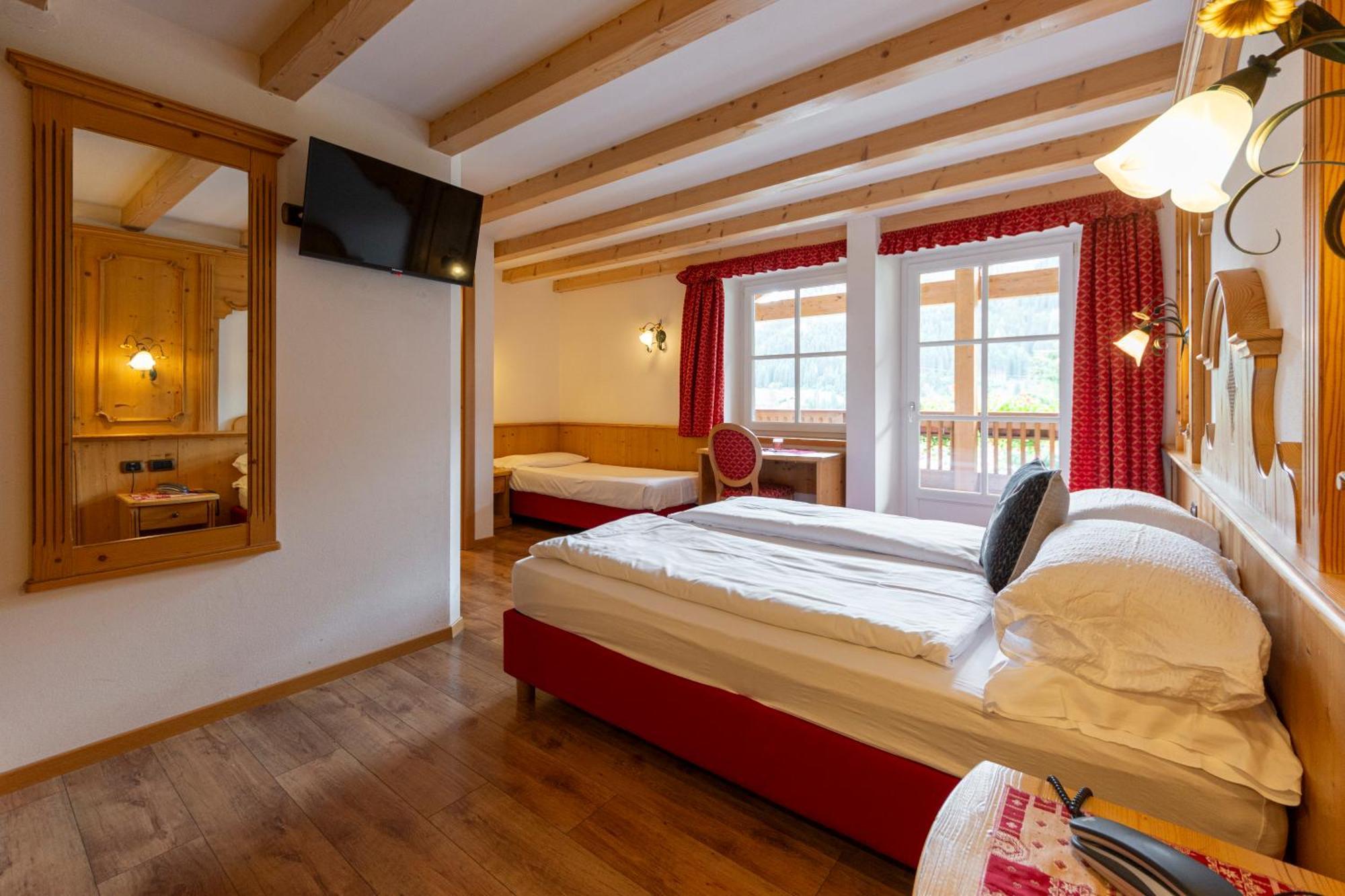 Monza Dolomites Hotel Моена Екстериор снимка